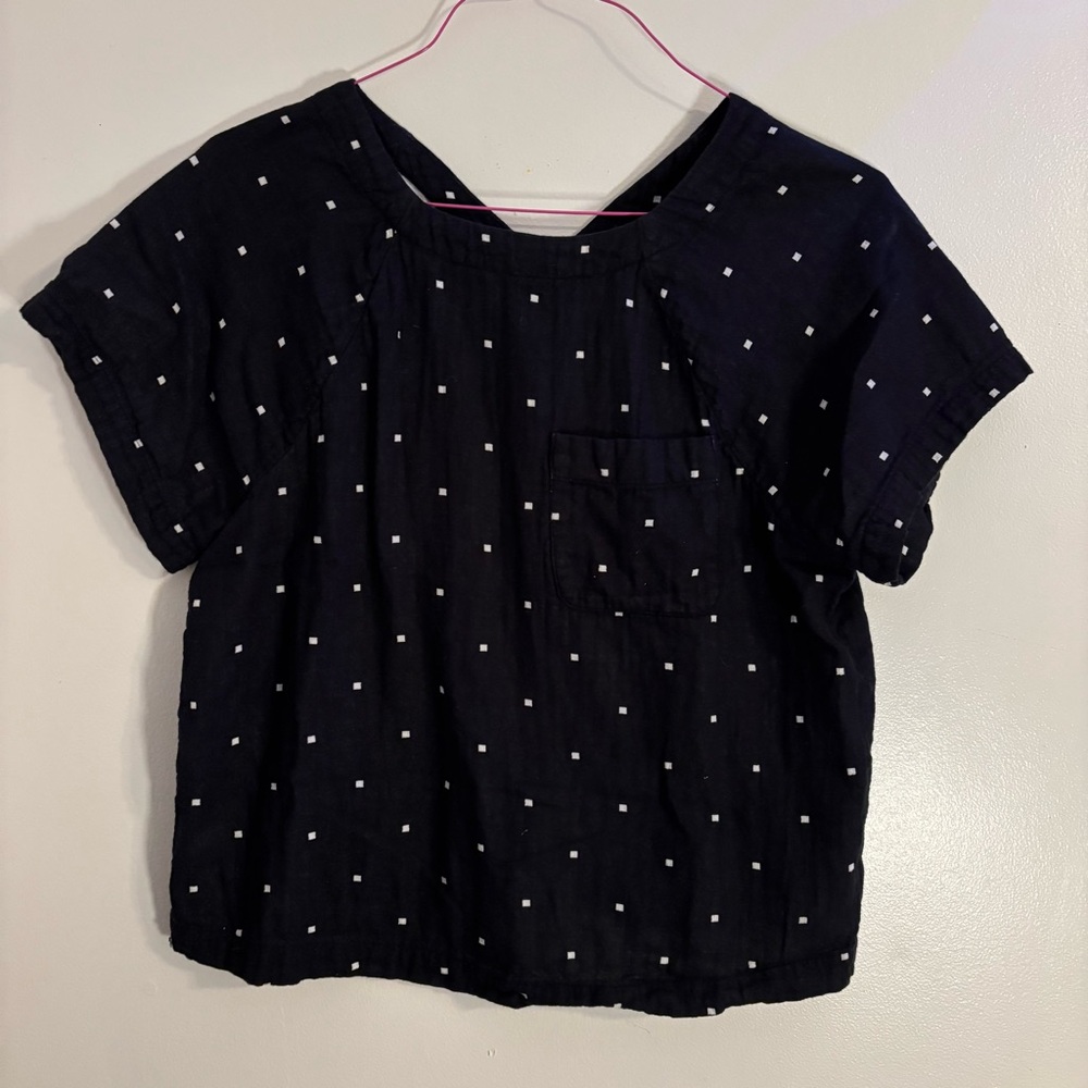Madewell Lightspun Renwood Button-Back Top in black square spot - Size Small